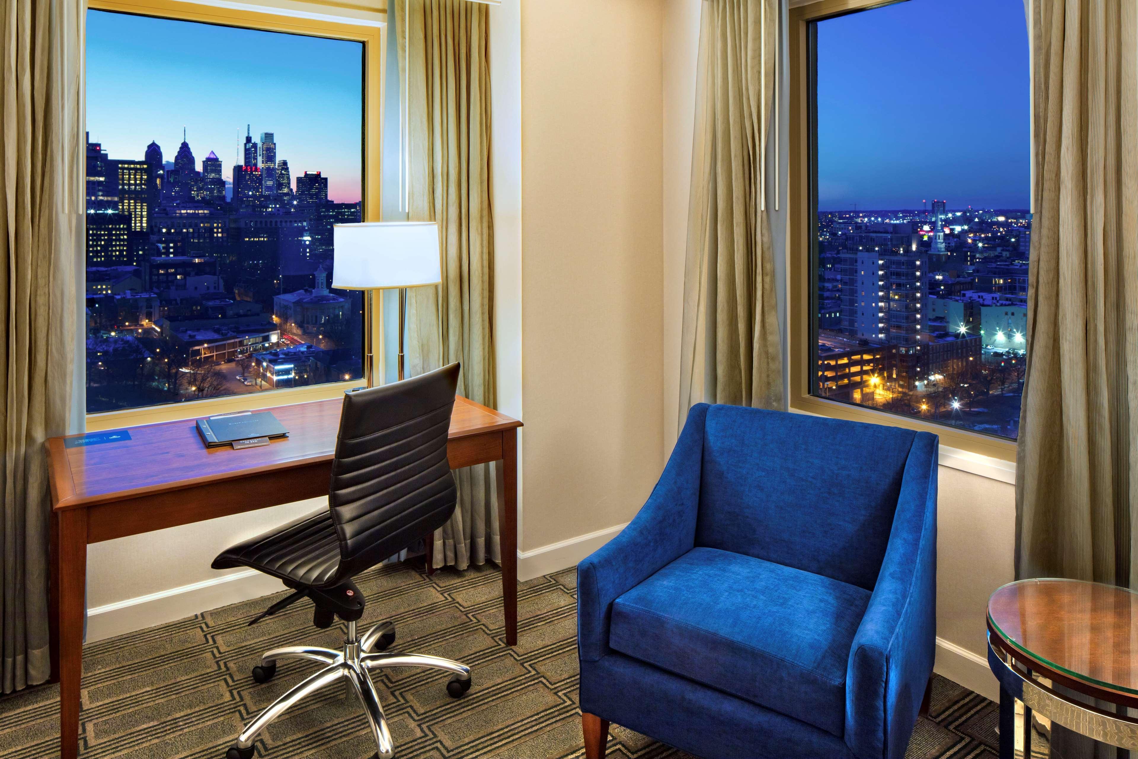 Hotel Hilton At Penn's Landing
