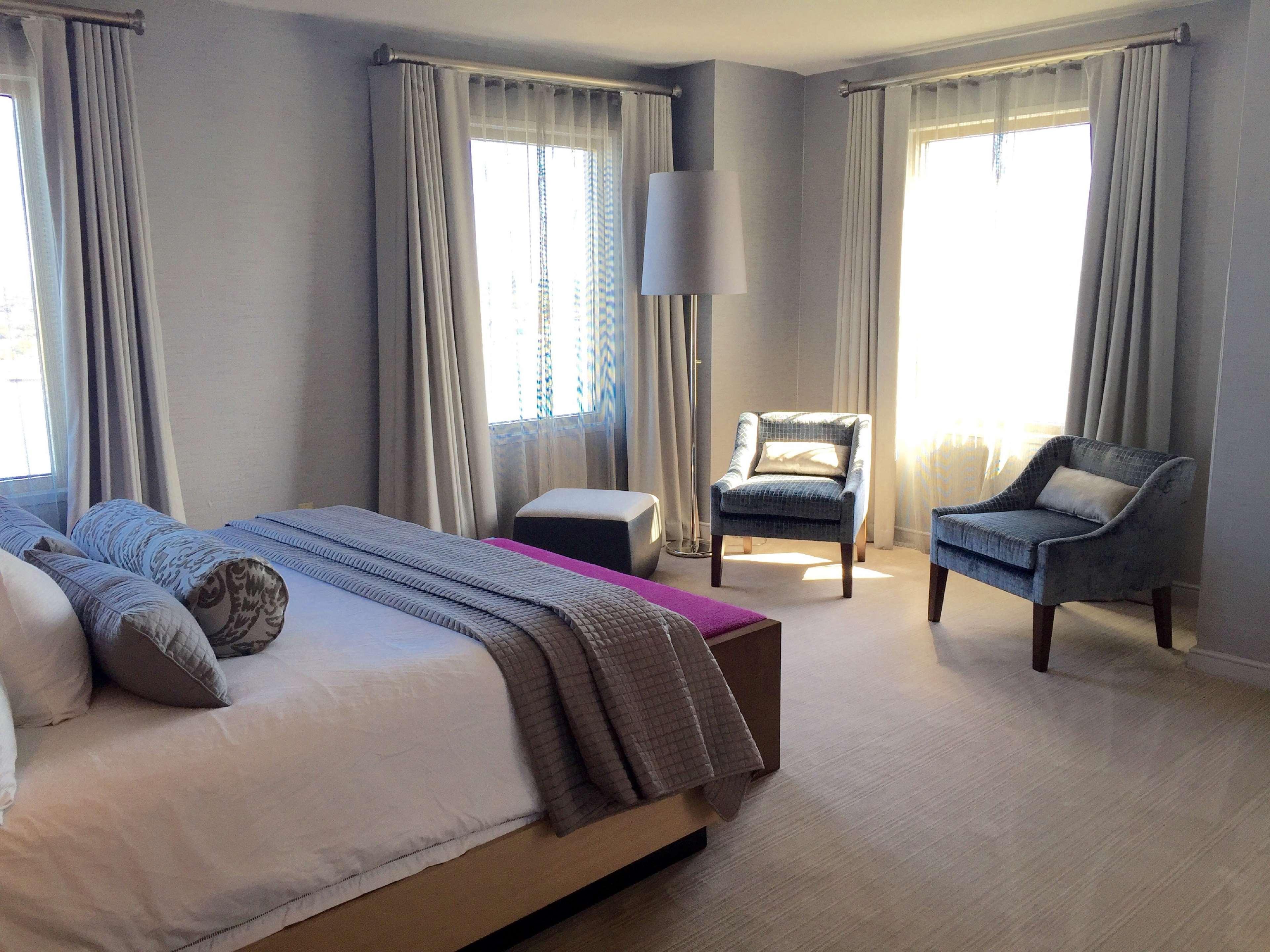 Hilton At Penn's Landing 4*